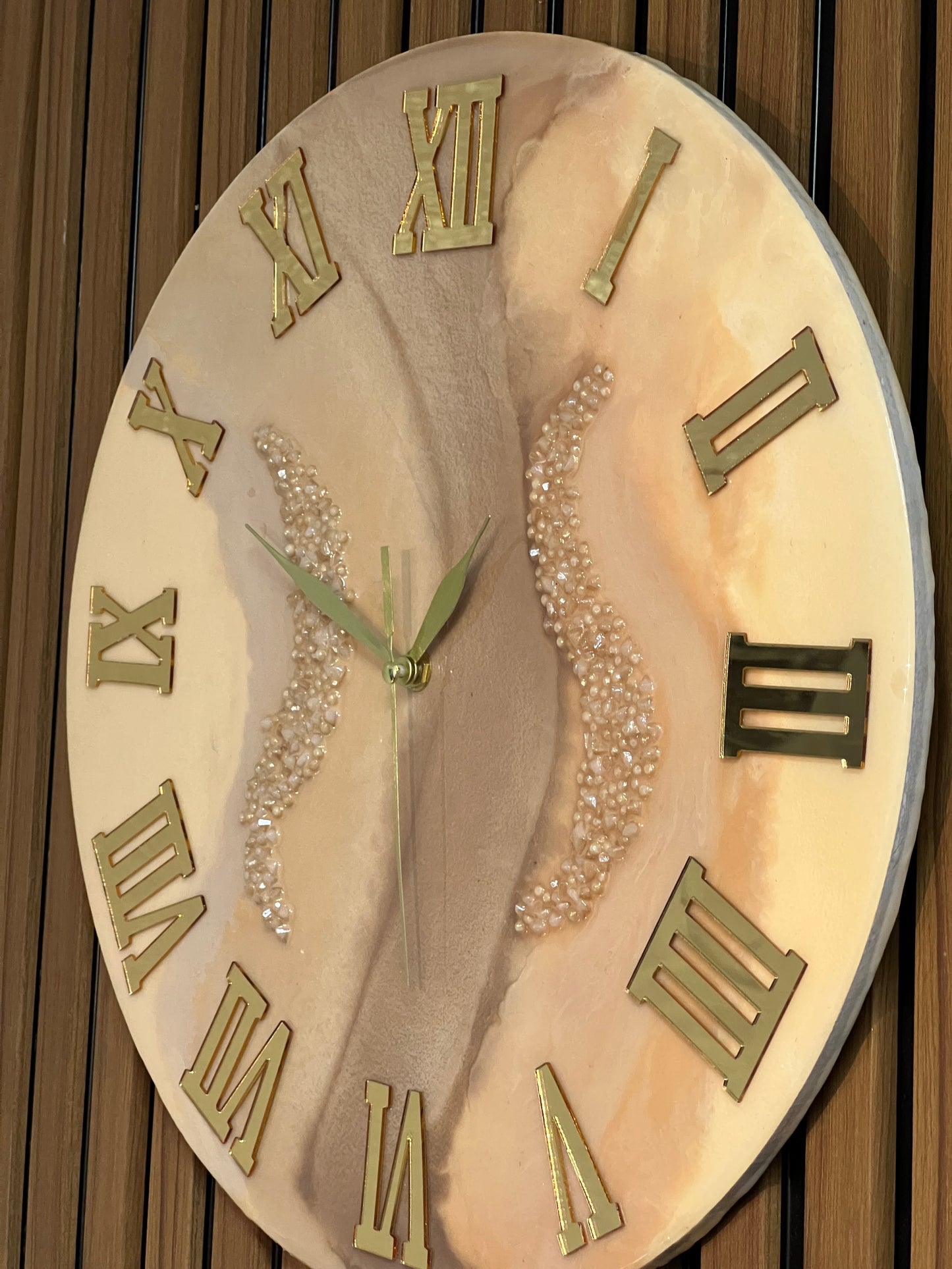 Horloge Murale Dorée